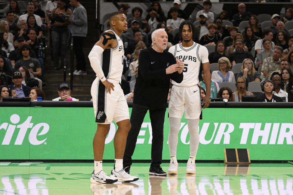 背后危机不 背后危机不